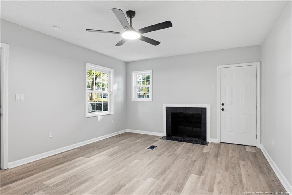 Photo 5 - 211 W Central Avenue, Raeford, NC 28376, Raeford