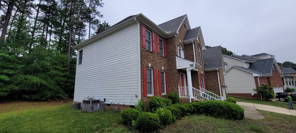 123_1.jpeg - 704 Rushing Falls Place, Fuquay Varina, NC 27526