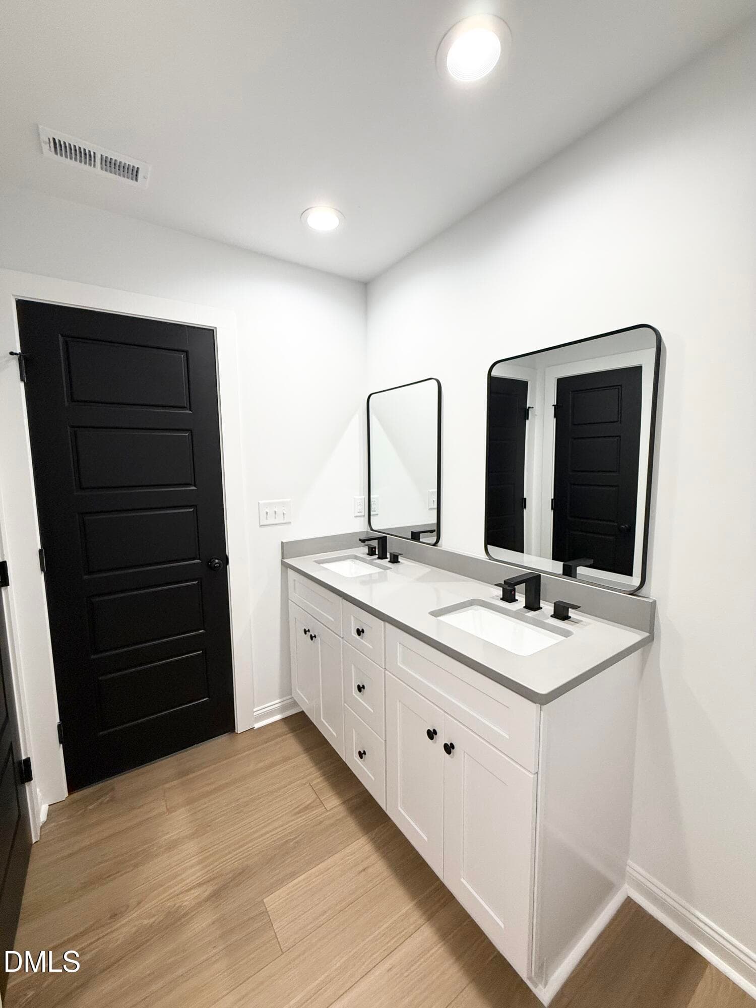 Master Bath - 520 Crump Street, Smithfield, NC 27577, Smithfield