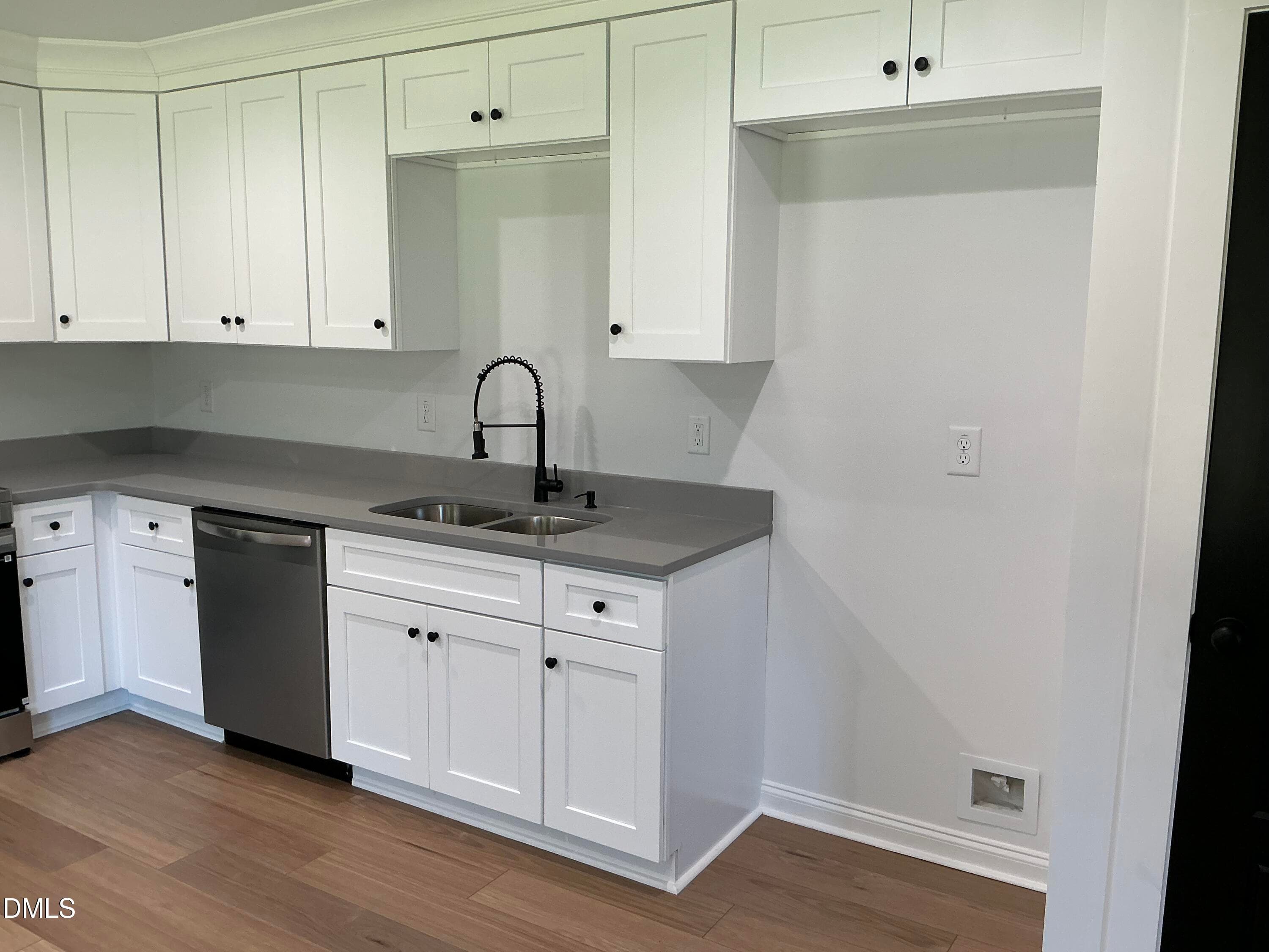 Kitchen - 520 Crump Street, Smithfield, NC 27577, Smithfield