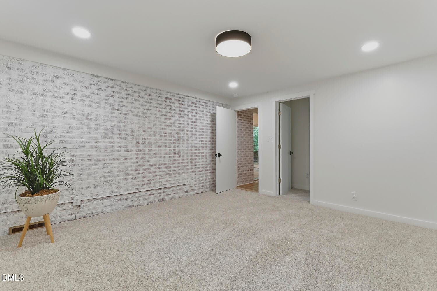 034 - 300 Simpson Street, Carrboro, NC 27510, Carrboro