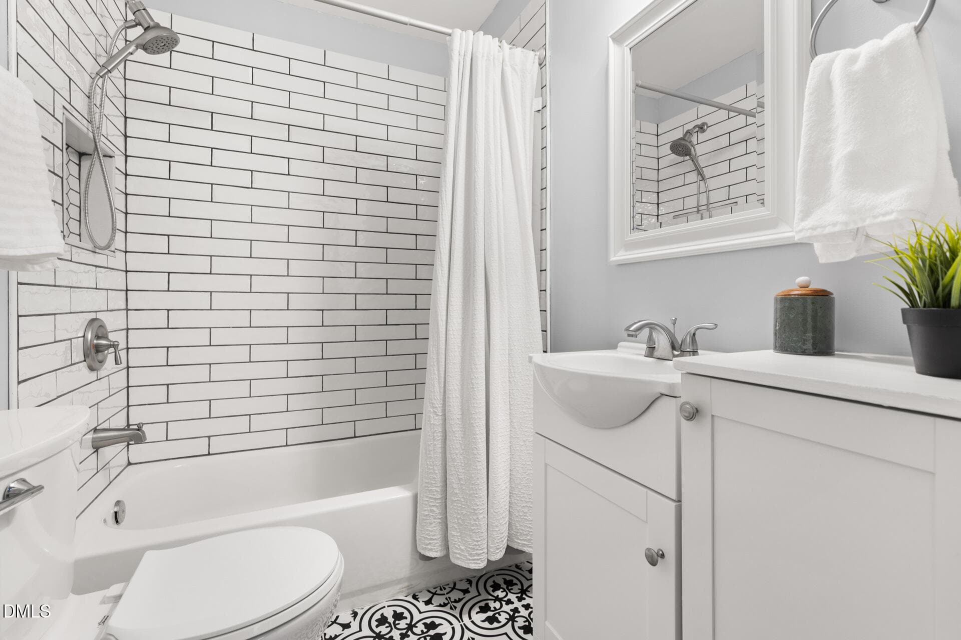 207-W-Corbin-125 - 207 W Corbin Street, Hillsborough, NC 27278
