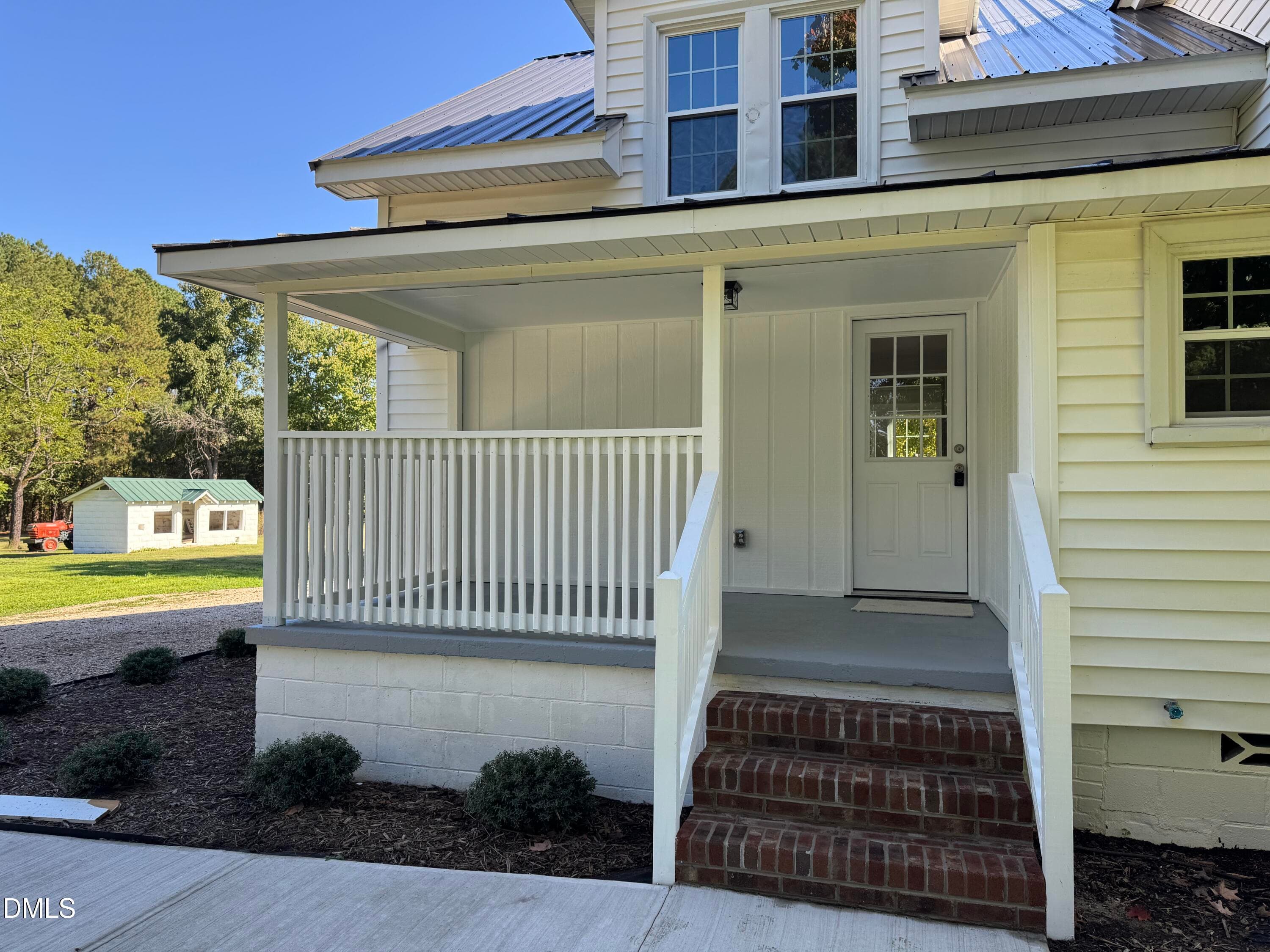 Back Porch - 4121 Nc-56 East, Louisburg, NC 27549