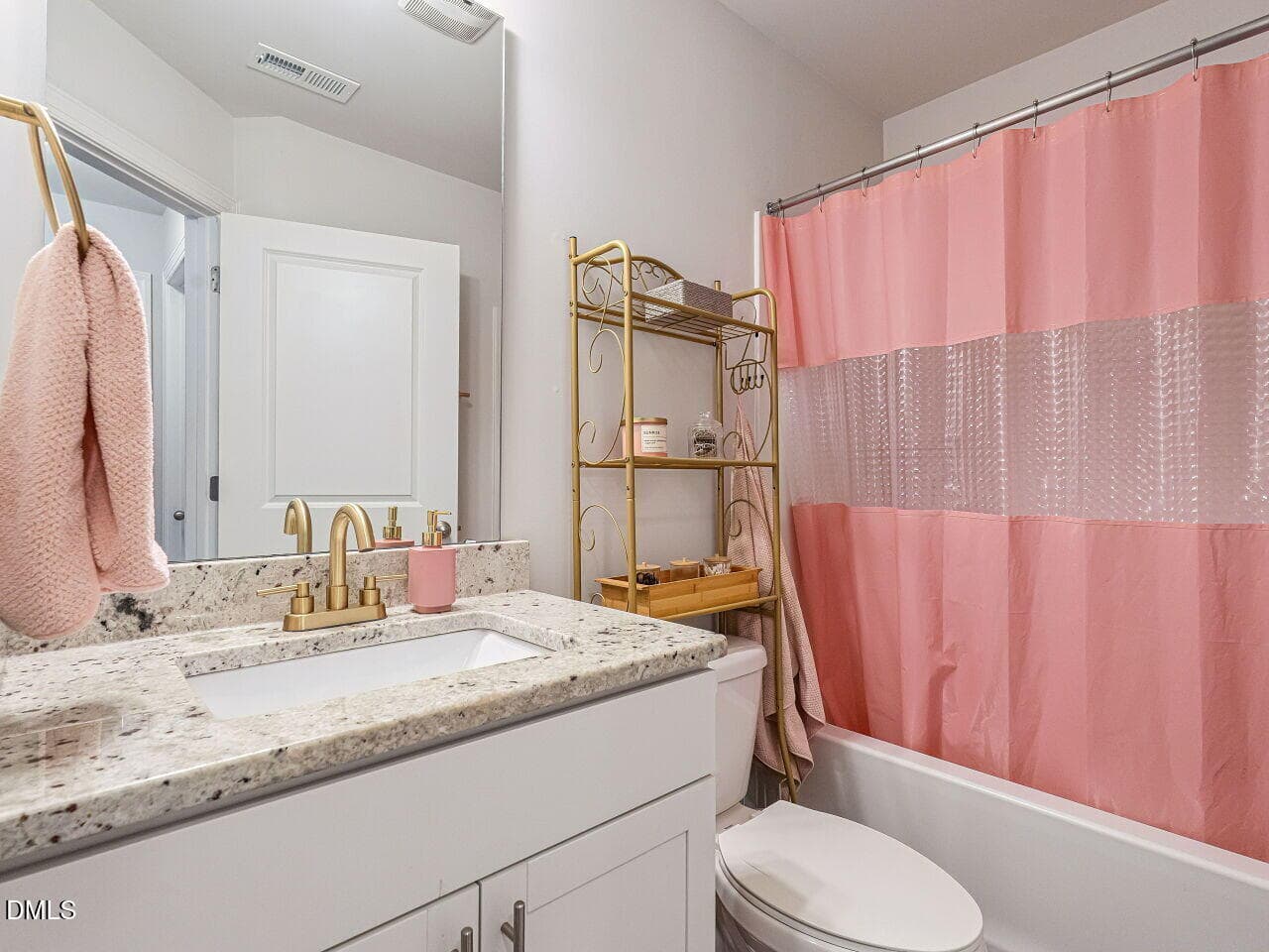 Private Upgraded Guest Bathroom - 433 Belle Gate Place, Cary, NC 27519