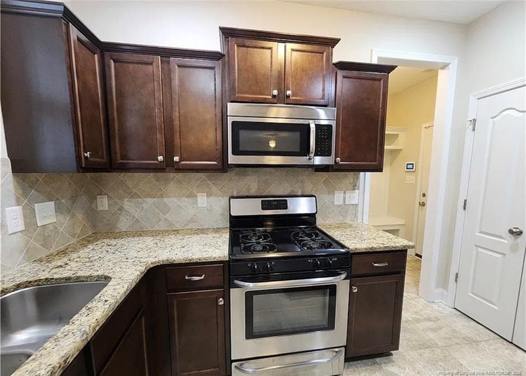 Photo 11 - 3904 Limwert Lane, Fayetteville, NC 28306, Fayetteville