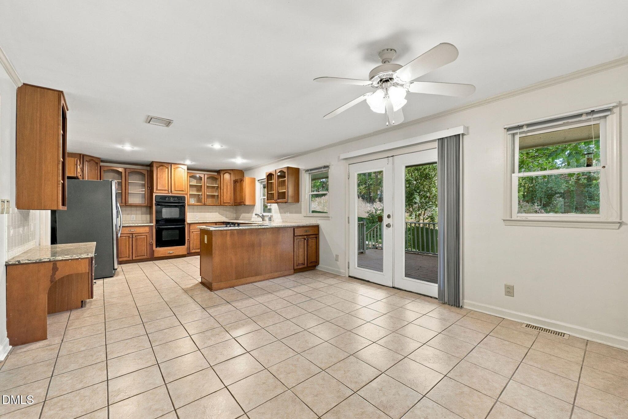 22-web-or-mls-IMG_2852 - 5812 Deblyn Avenue, Raleigh, NC 27612, Raleigh