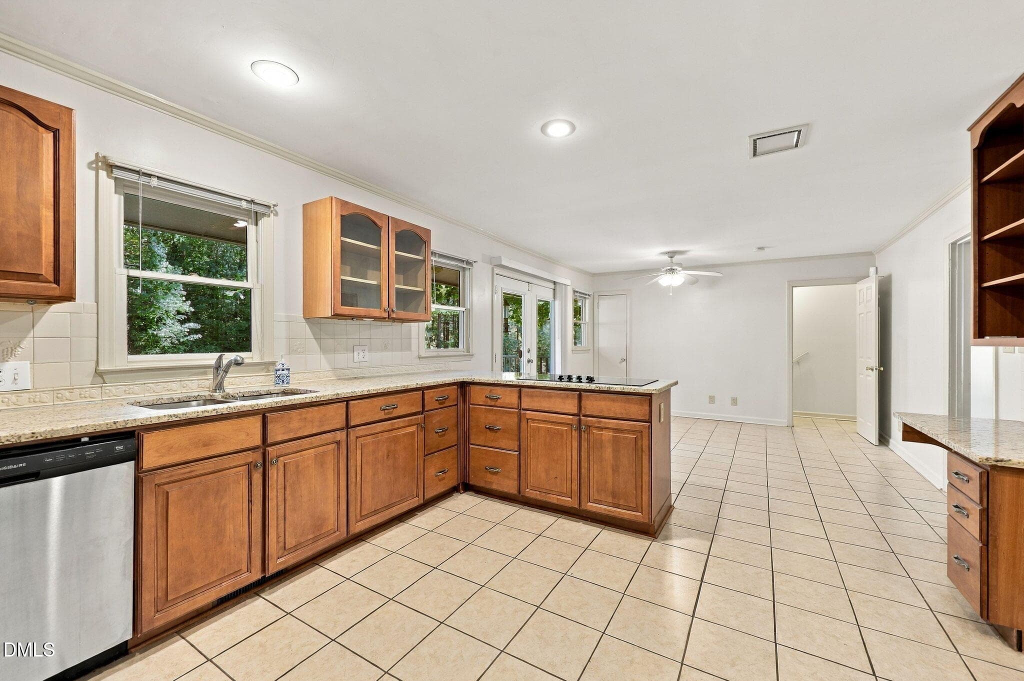 26-web-or-mls-IMG_2864 - 5812 Deblyn Avenue, Raleigh, NC 27612, Raleigh