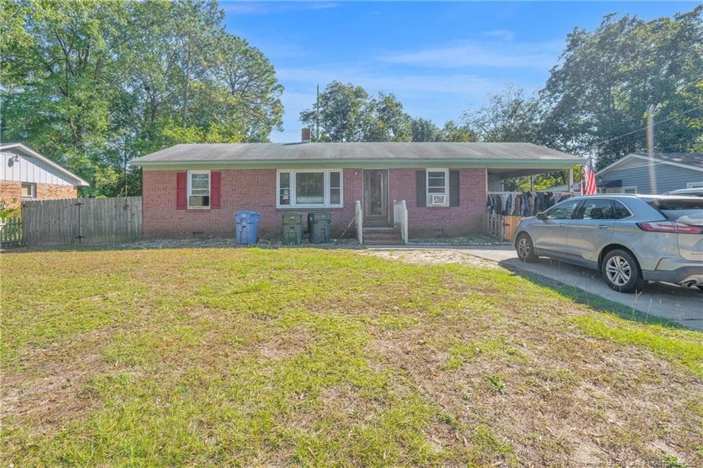 3705 Madison Avenue, Fayetteville, NC 28304