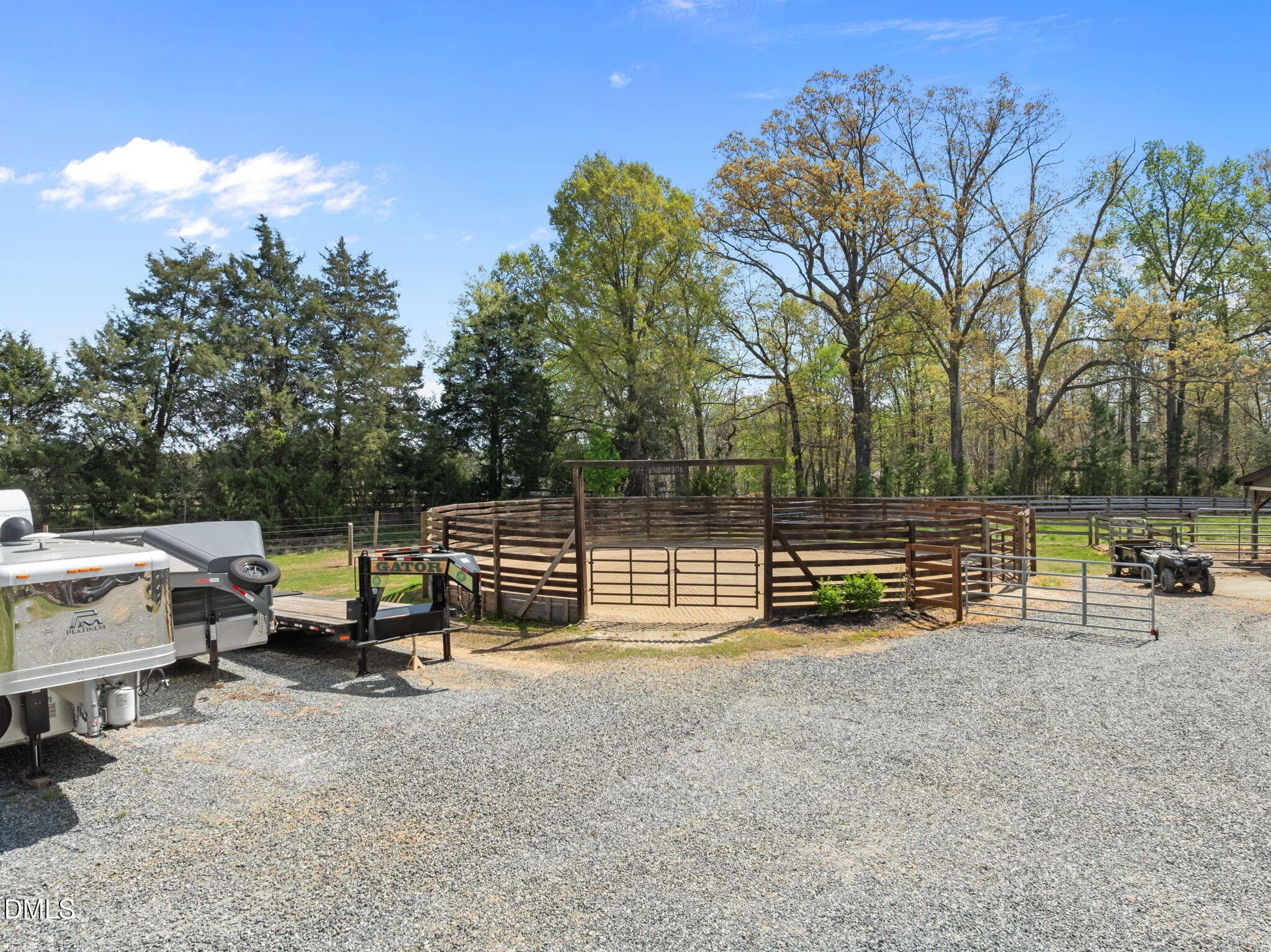 Round pen - 4578 Millpoint Road, Greensboro, NC 27406