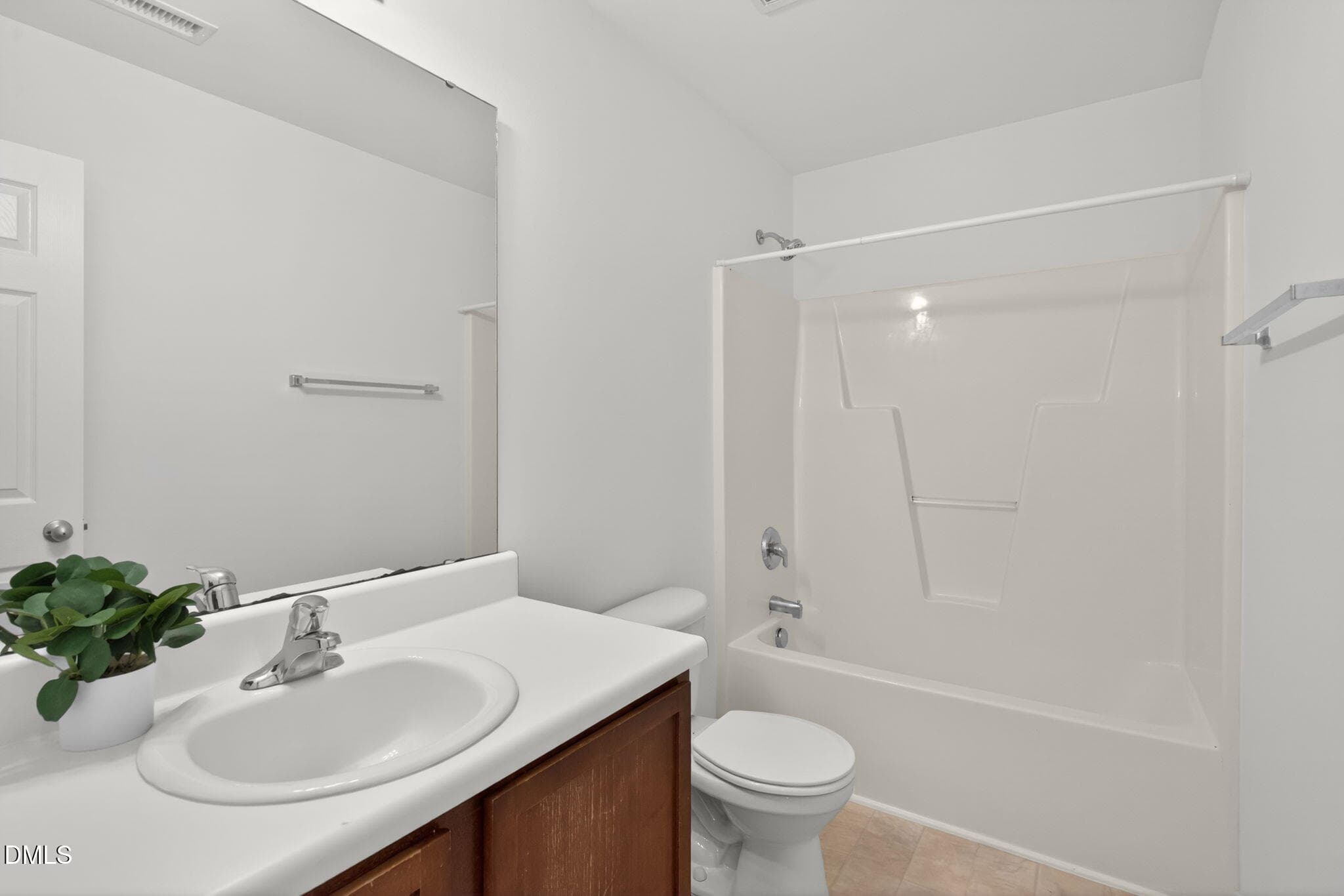 25-web-or-mls-weeping-willow-029 - 705 Weeping Willow Drive, Durham, NC 27704