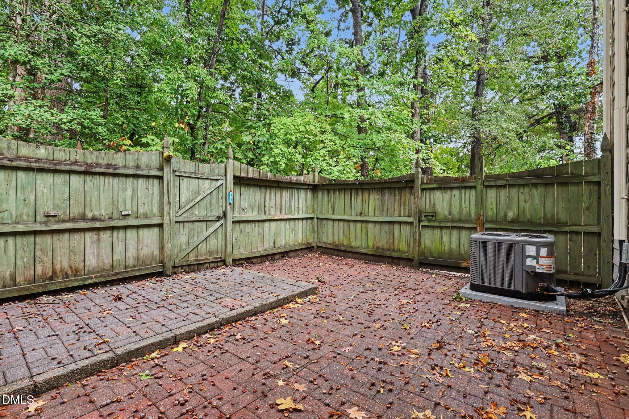 027_file_5345 - 5510 Forest Oaks Drive, Raleigh, NC 27609