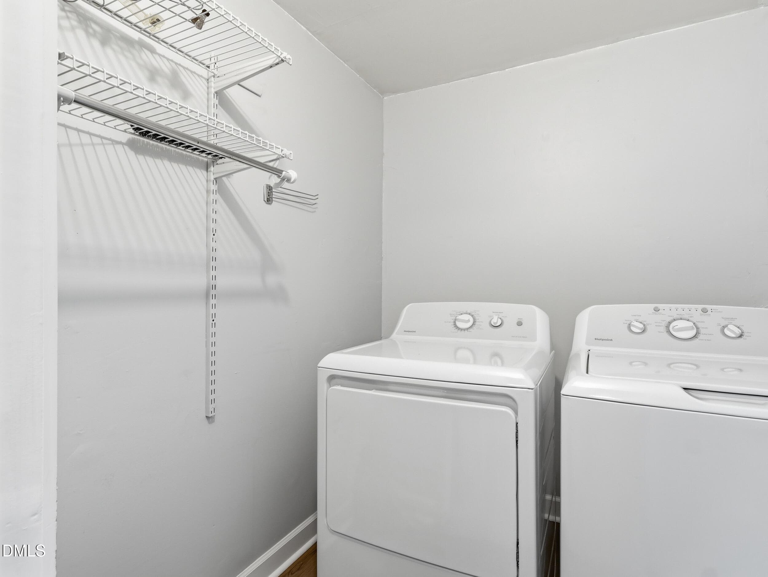 pearce-media-300-w-gannon-ave-22 - 300 W Gannon Avenue W, Zebulon, NC 27597