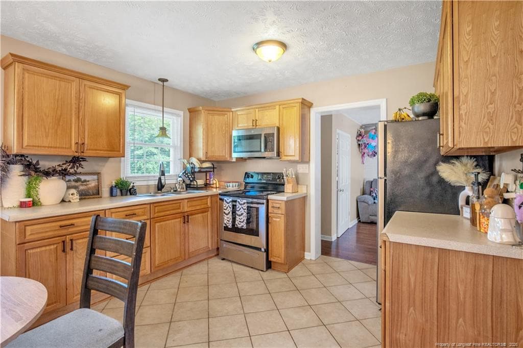 Photo 9 - 998 N Nc Highway 71, Maxton, NC 28364