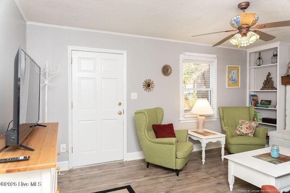 Photo 5 - 904 W Saunders Avenue, Aberdeen, NC 28315