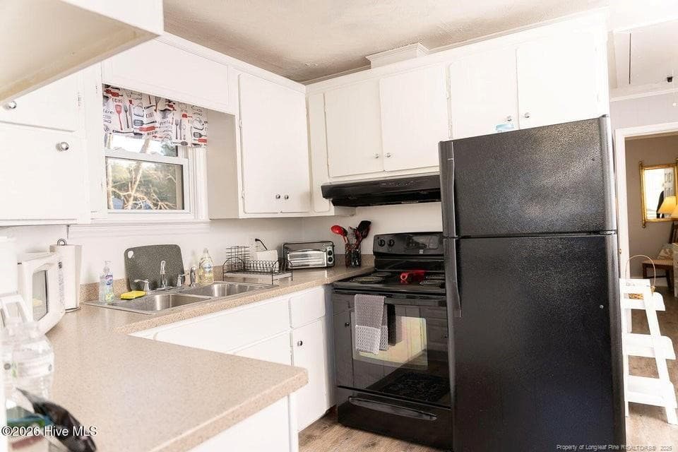 Photo 9 - 904 W Saunders Avenue, Aberdeen, NC 28315