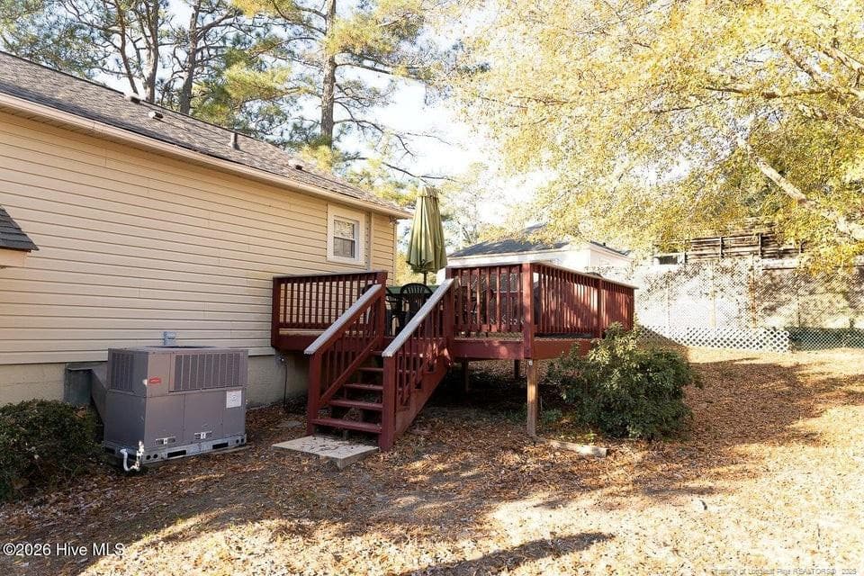 Photo 16 - 904 W Saunders Avenue, Aberdeen, NC 28315