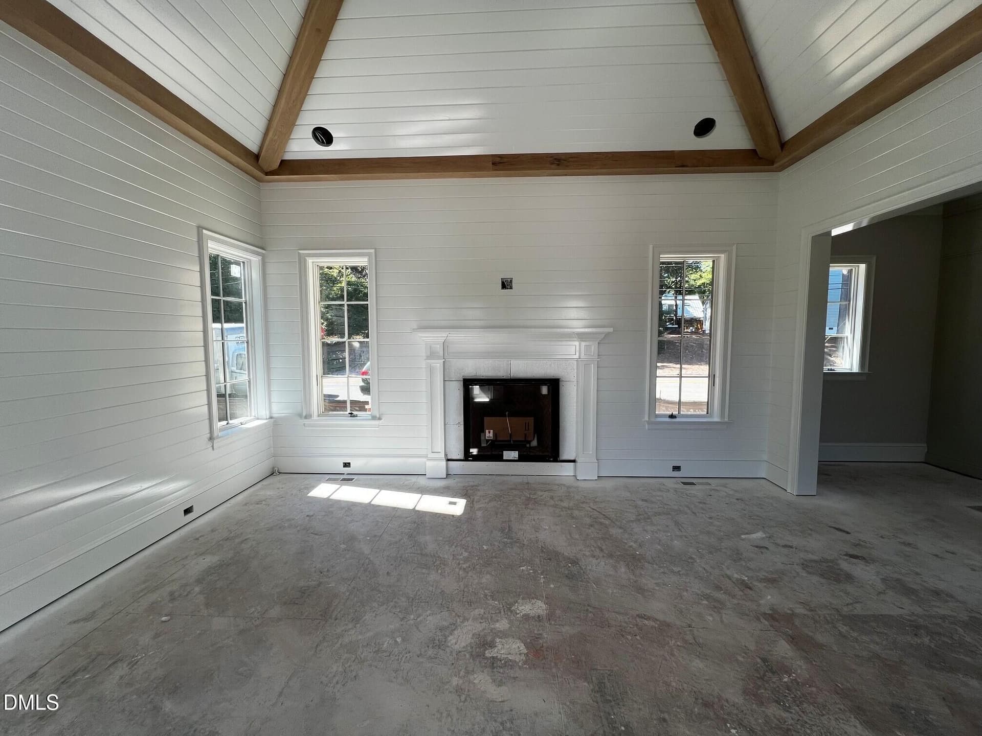 family room 3 - 1300 Eldon Circle, Durham, NC 27707