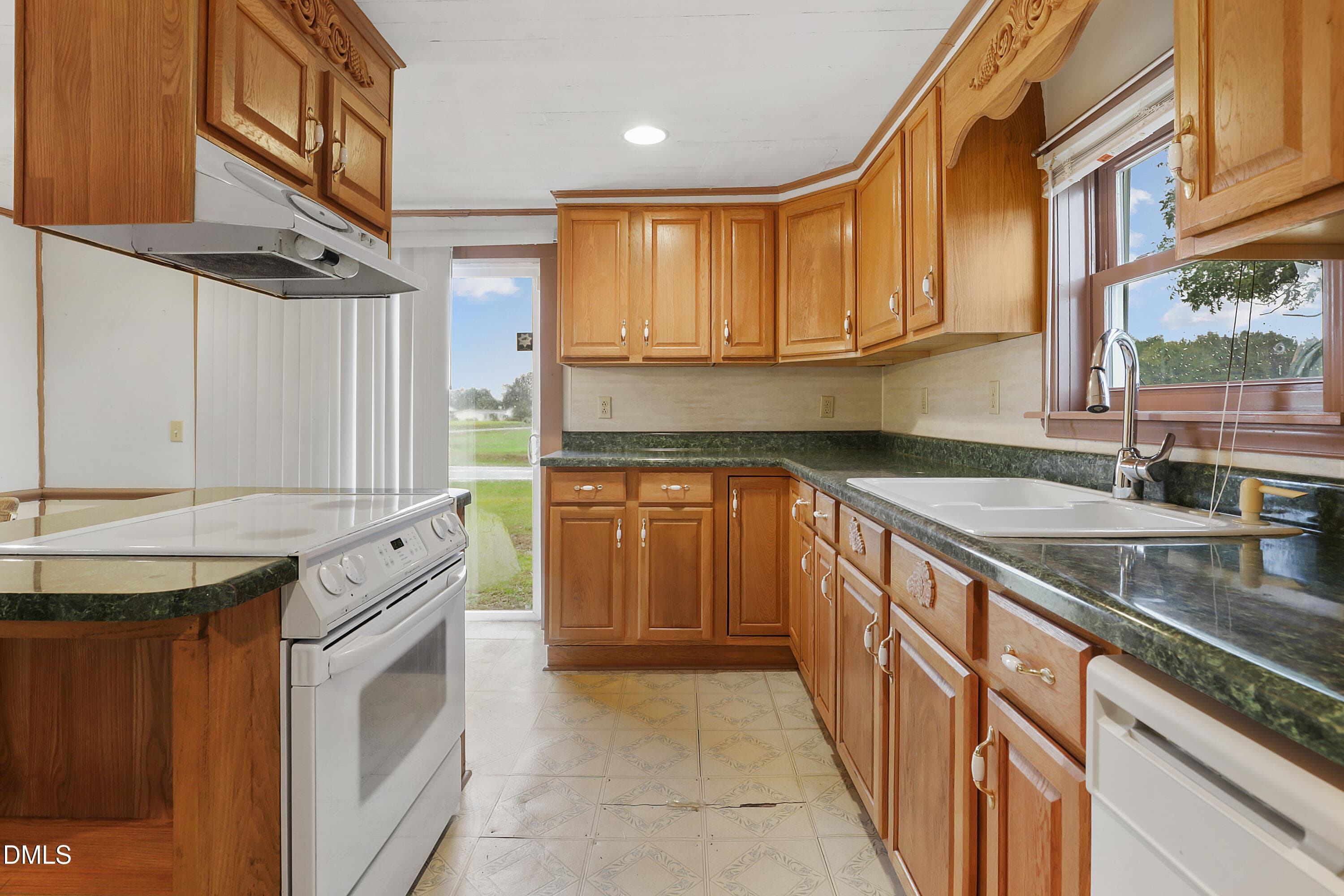 17-1169 Grantham School Rd-17 - 1169 Grantham School Road, Mount Olive, NC 28365