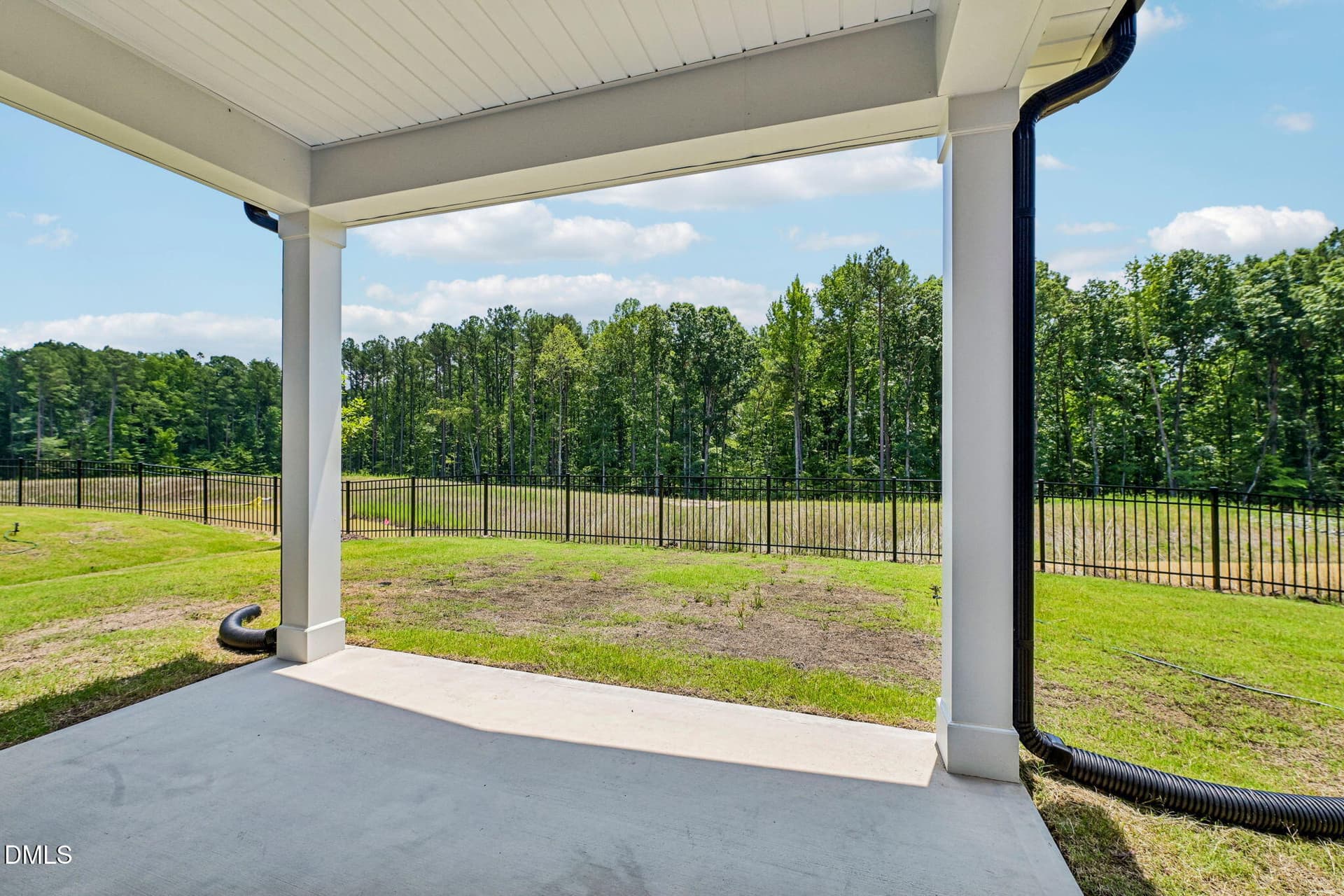 43-web-or-mls-Raleigh - Avalon Place - 1 - 1452 Hatteras Road, Durham, NC 27703