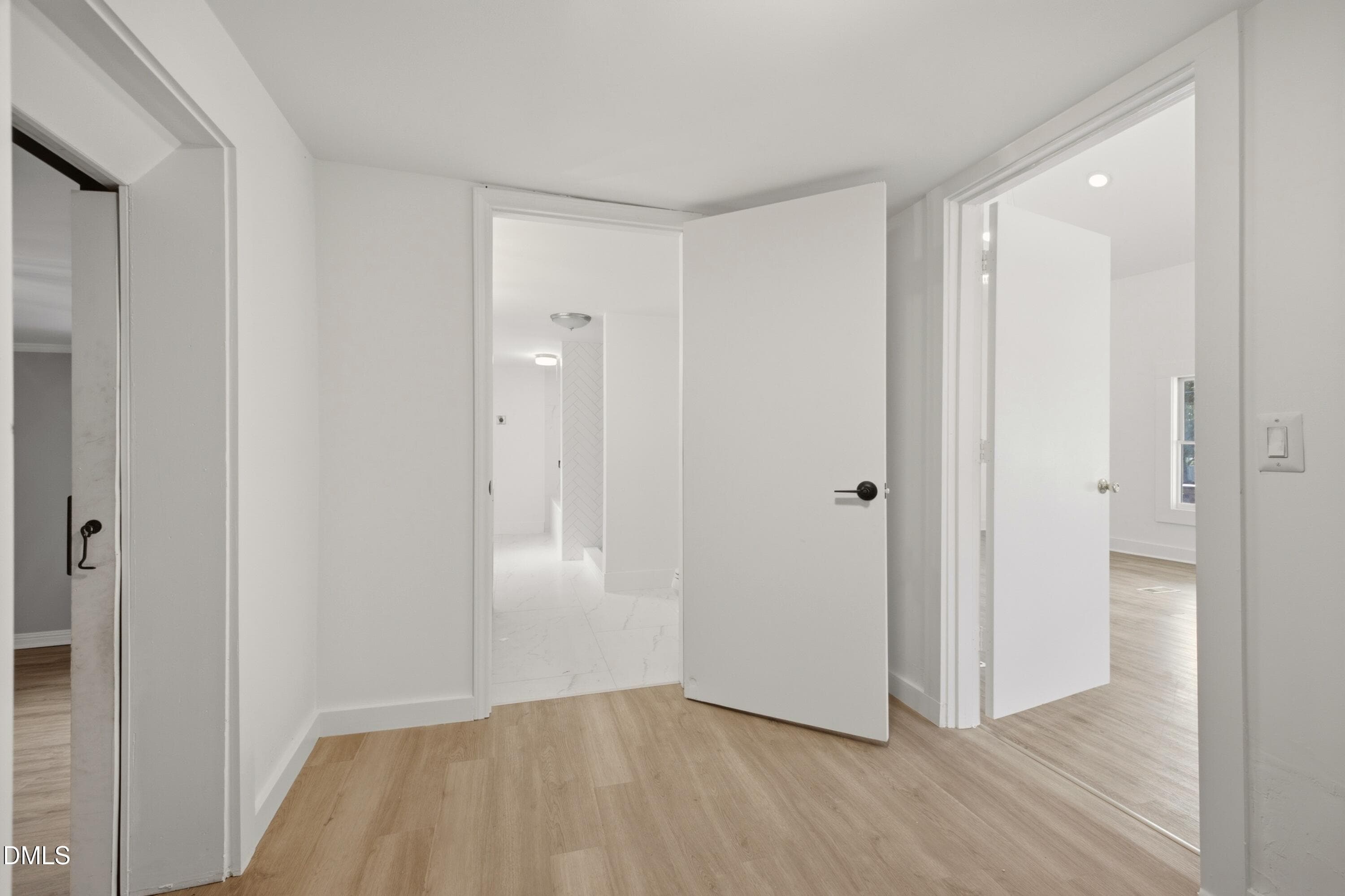 Connecting Closet - 3002 University Station Road, Durham, NC 27705