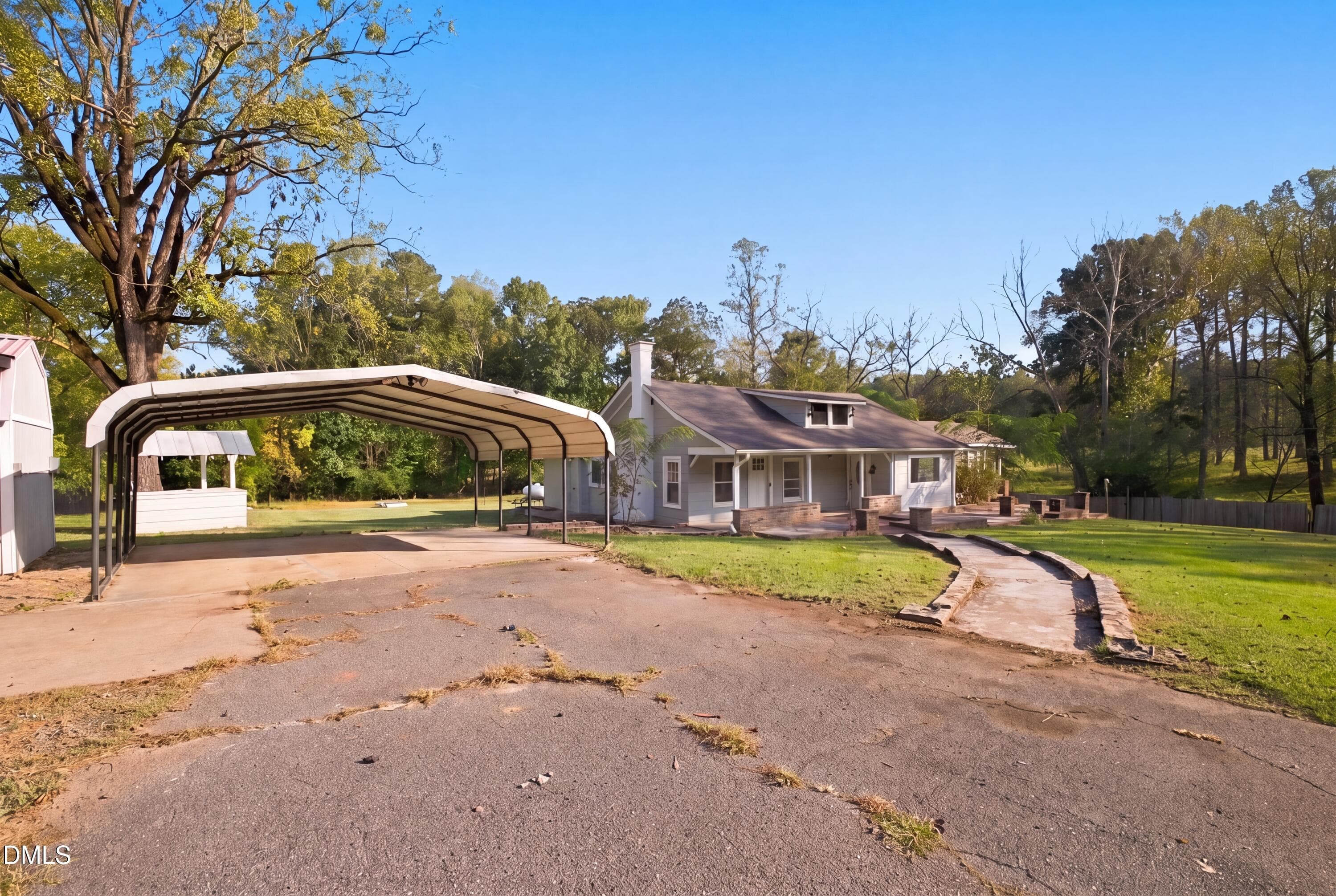 Driveway & Carport - 3002 University Station Road, Durham, NC 27705