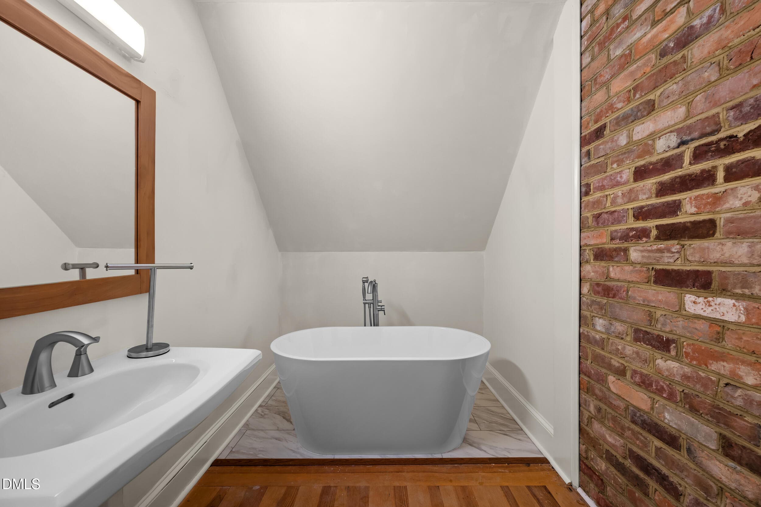 3rd Floor Bathroom - 1516 Colony Drive, Tarboro, NC 27886