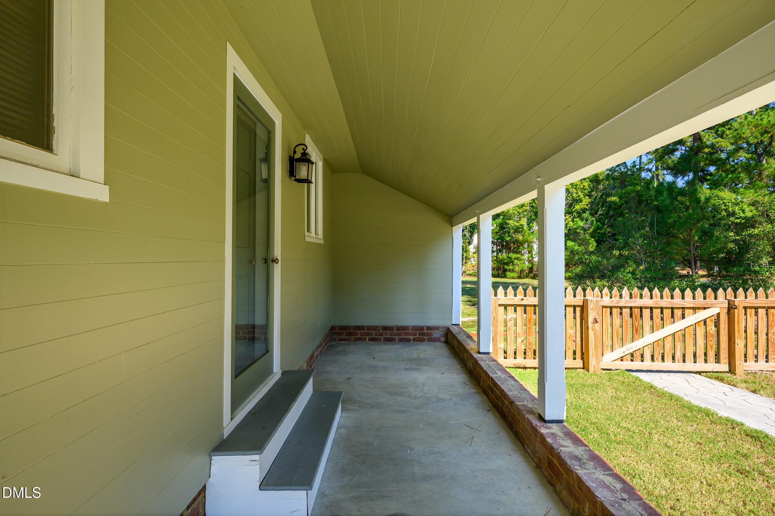 Detached Office/Flex Space - 1516 Colony Drive, Tarboro, NC 27886