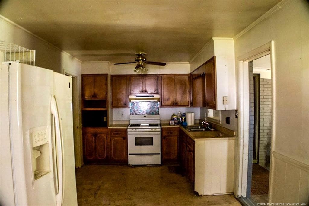 Photo 5 - 702 E 8th Street, Lumberton, NC 28358