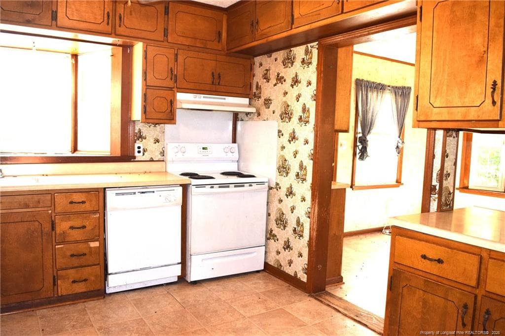 Photo 6 - 607 Hicks Avenue, Fayetteville, NC 28304