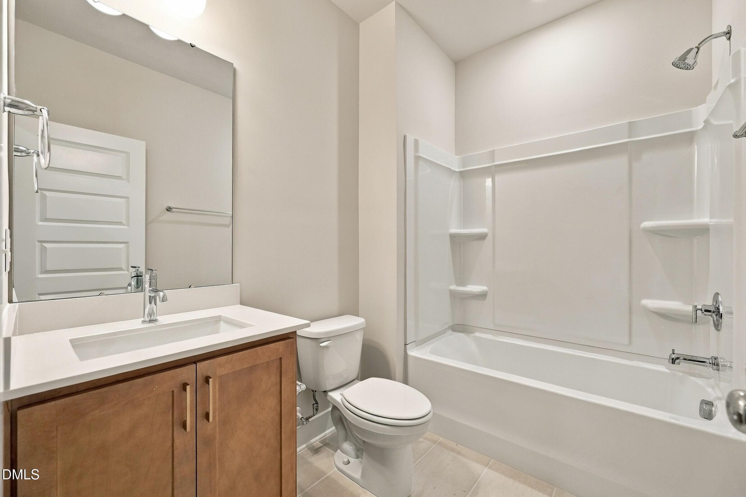 AP3-0416 - Secondary Bathroom - 1128 Lamplighter Lot 416 Drive, Raleigh, NC 27604