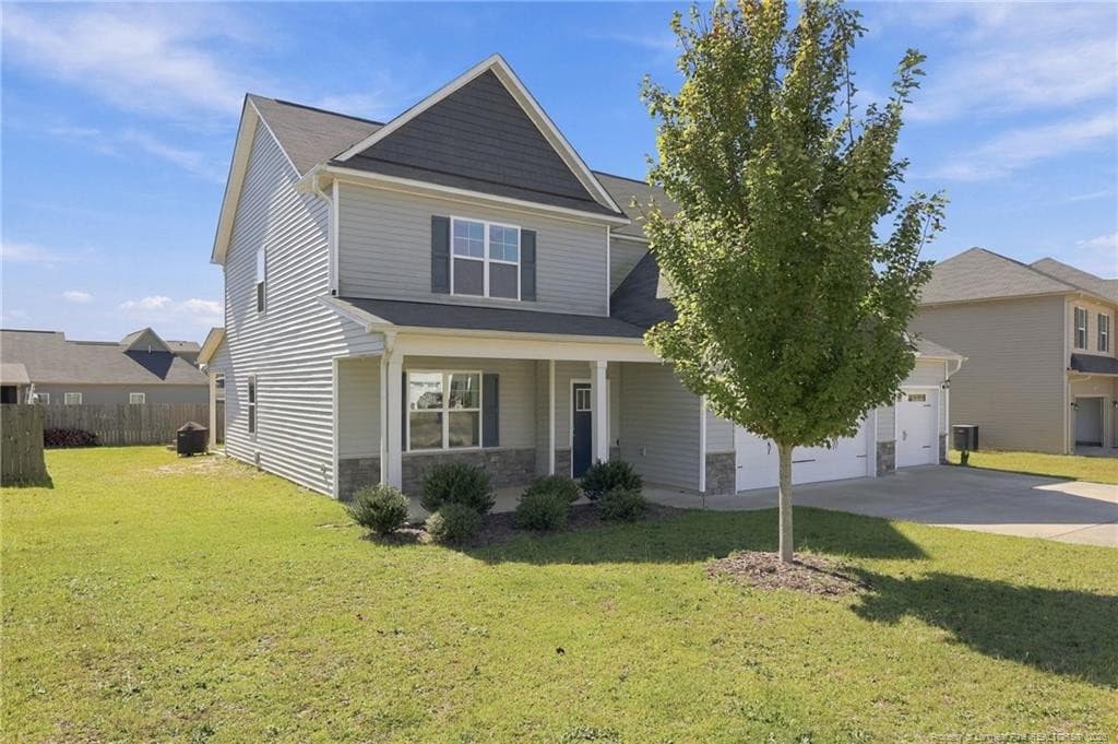 Photo 5 - 299 tipperary Street, Raeford, NC 28376