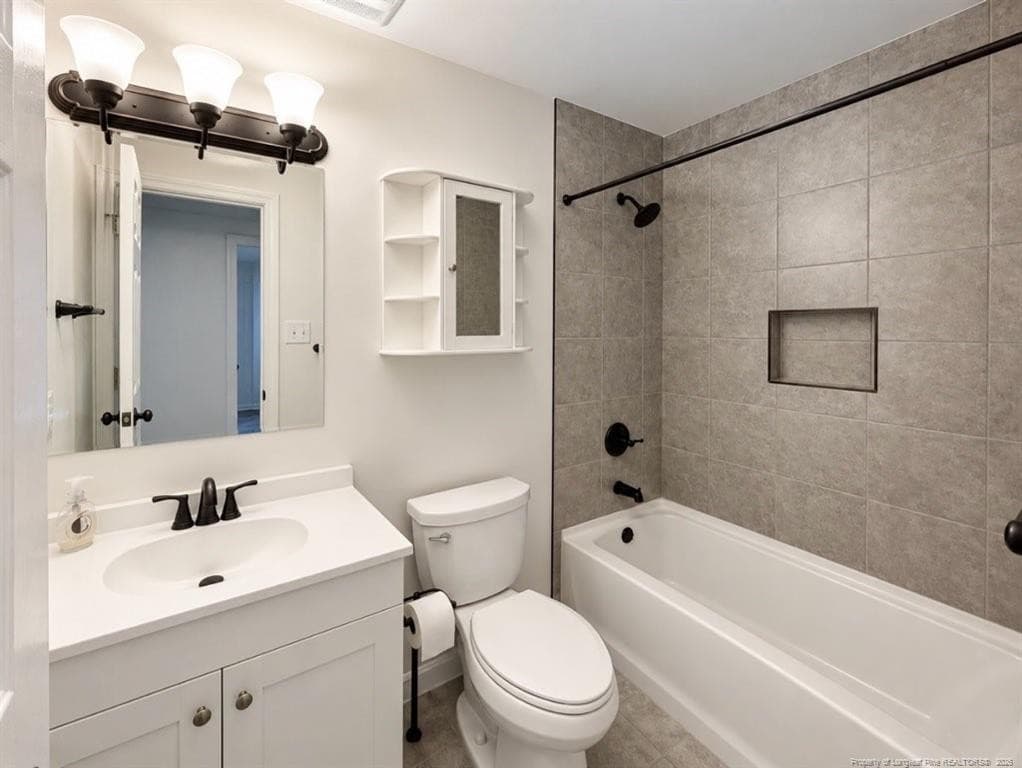 Photo 6 - 5992 Richfield Avenue, Hope Mills, NC 28348
