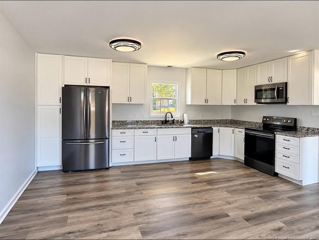 Photo 10 - 5992 Richfield Avenue, Hope Mills, NC 28348