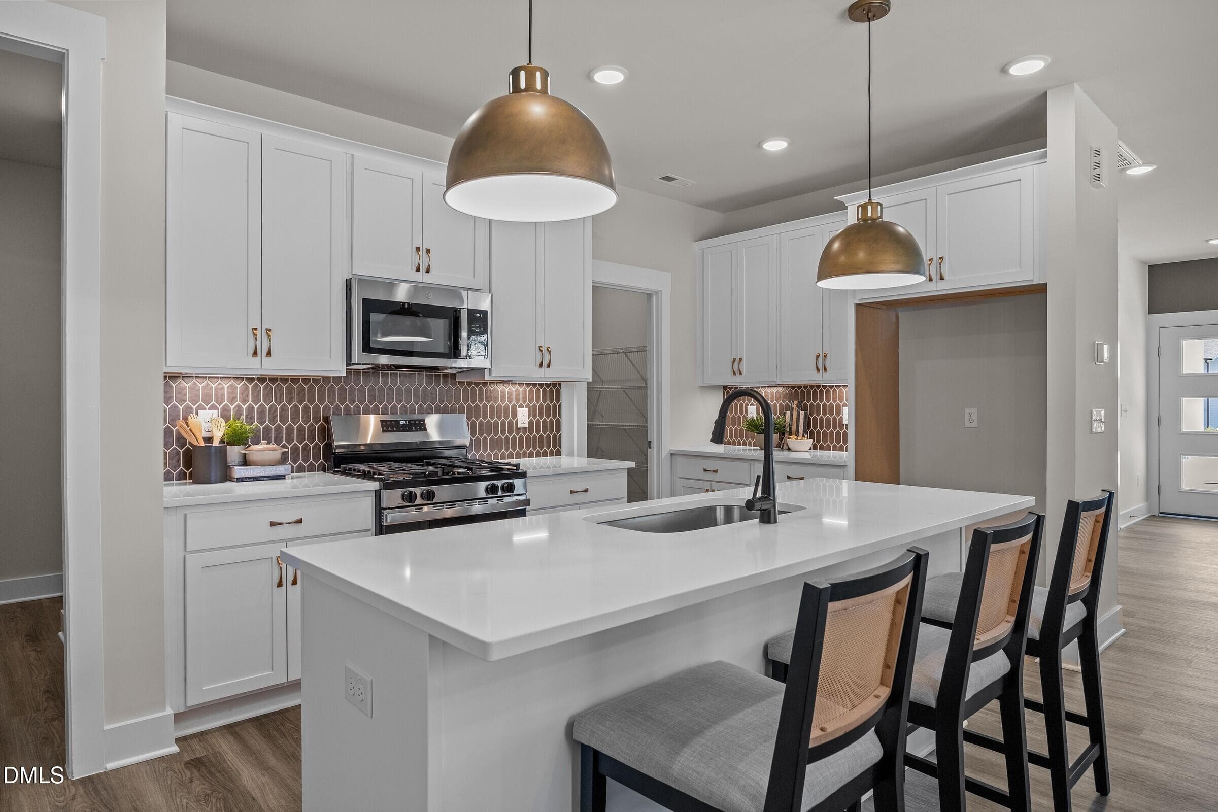 AP2-0271 - Kitchen (1) - 735 Central Pk Drive, Raleigh, NC 27604