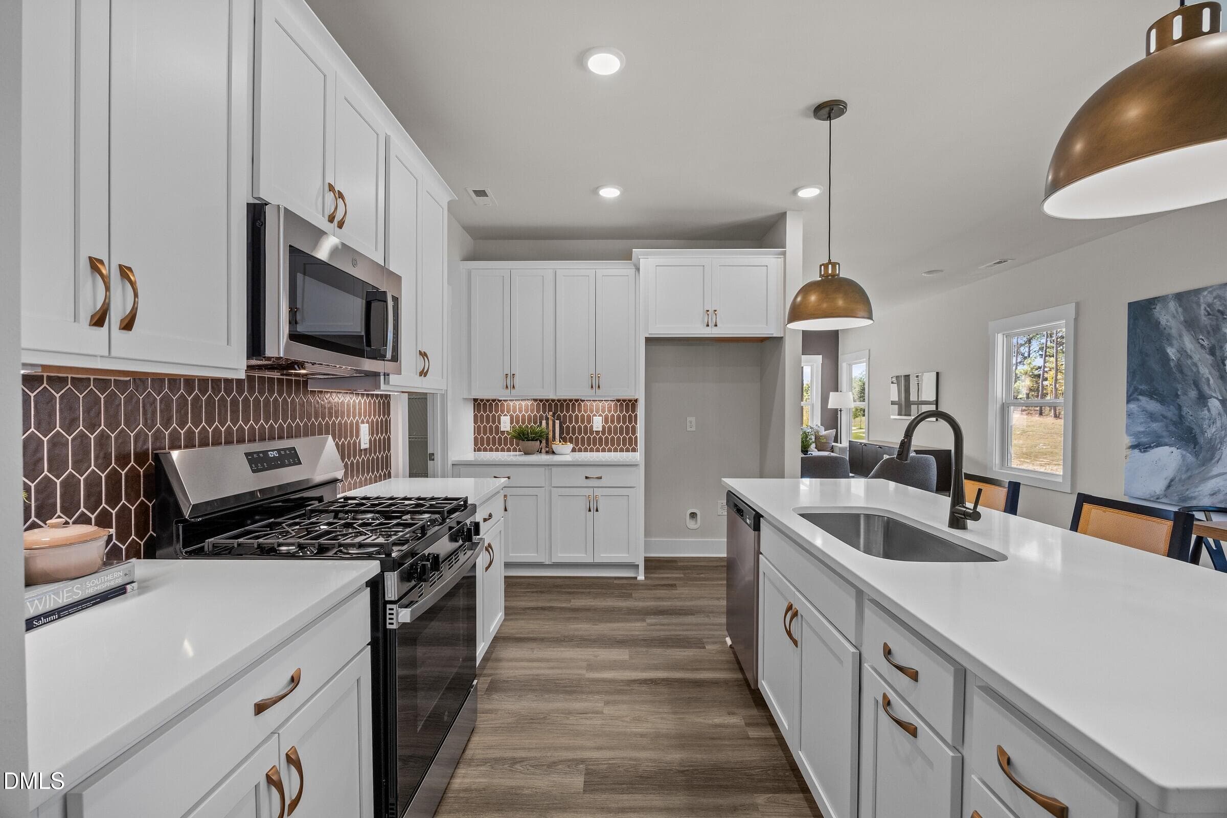 AP2-0271 - Kitchen - 735 Central Pk Drive, Raleigh, NC 27604