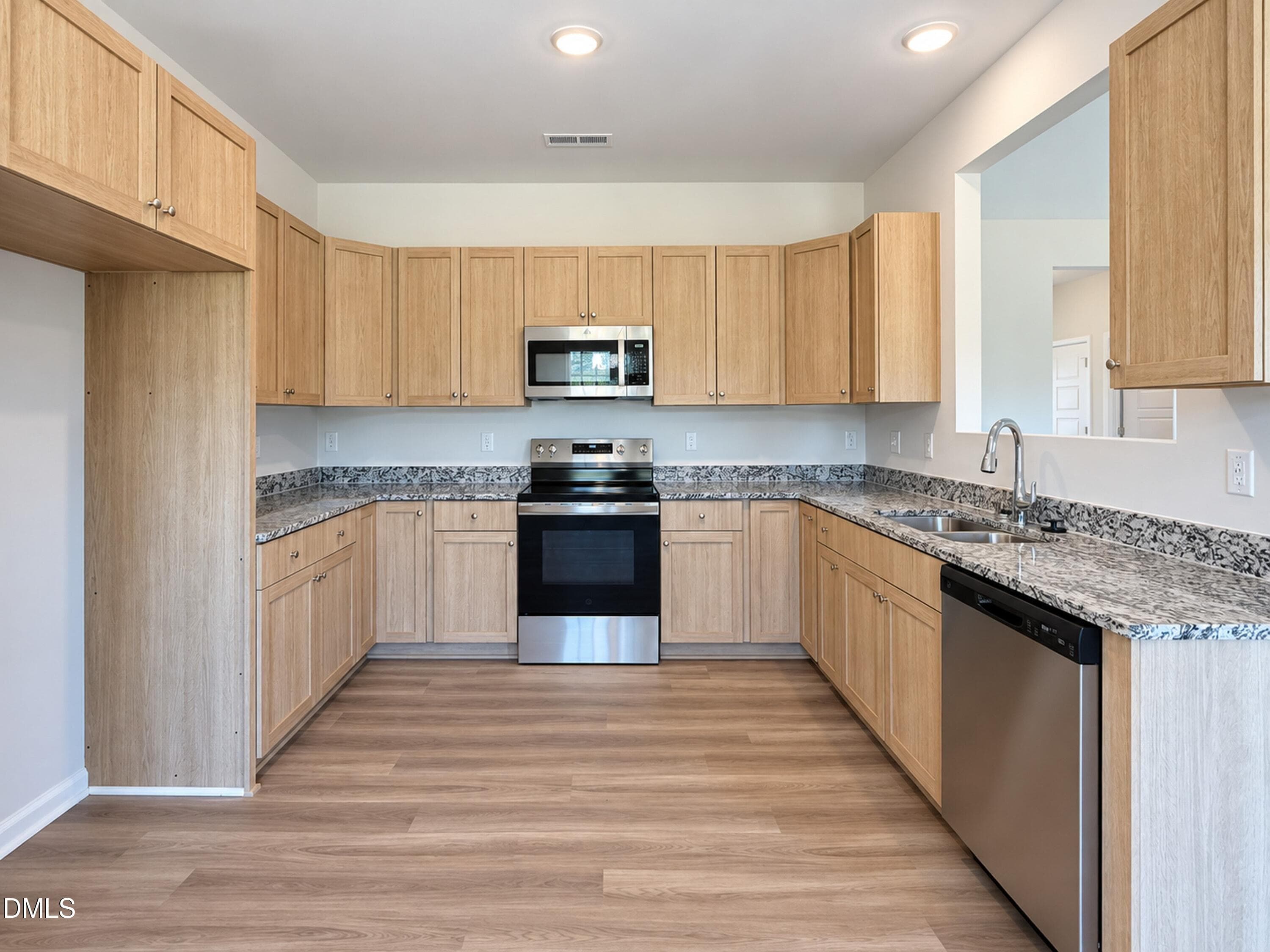 10.19.26 - 6 - 39 E Emily Gardens Drive (86), Selma, NC 27576