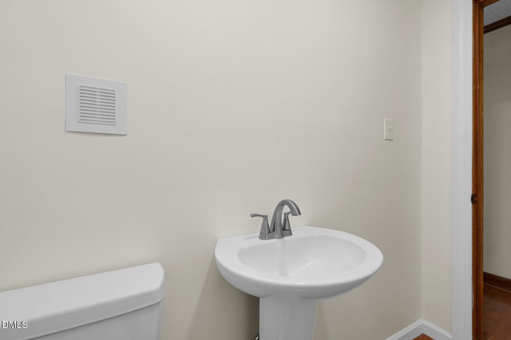 009-384SnowHillStreet-Ayden-NC-28513-SMA - 384 Snow Hill Street, Ayden, NC 28513