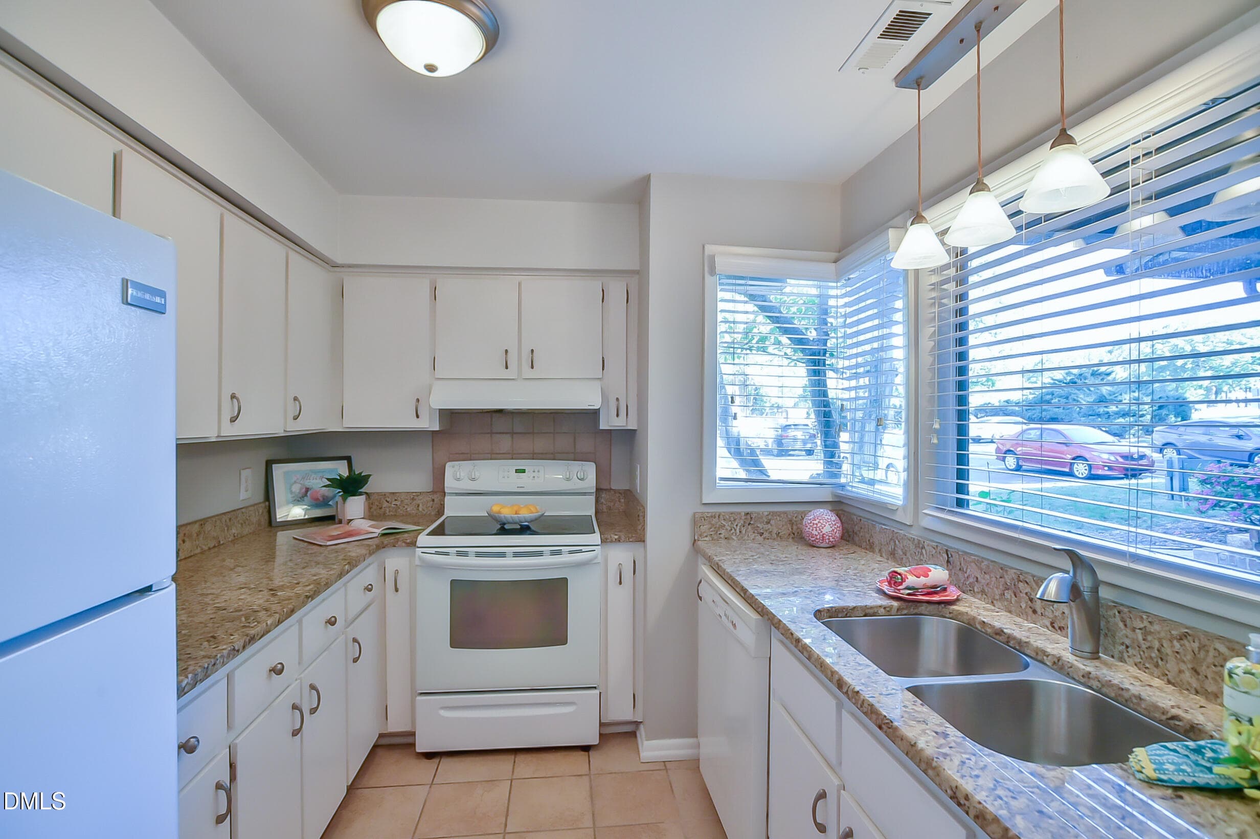 _DSC1029 - 1705 Oak Tree Drive, Chapel Hill, NC 27517