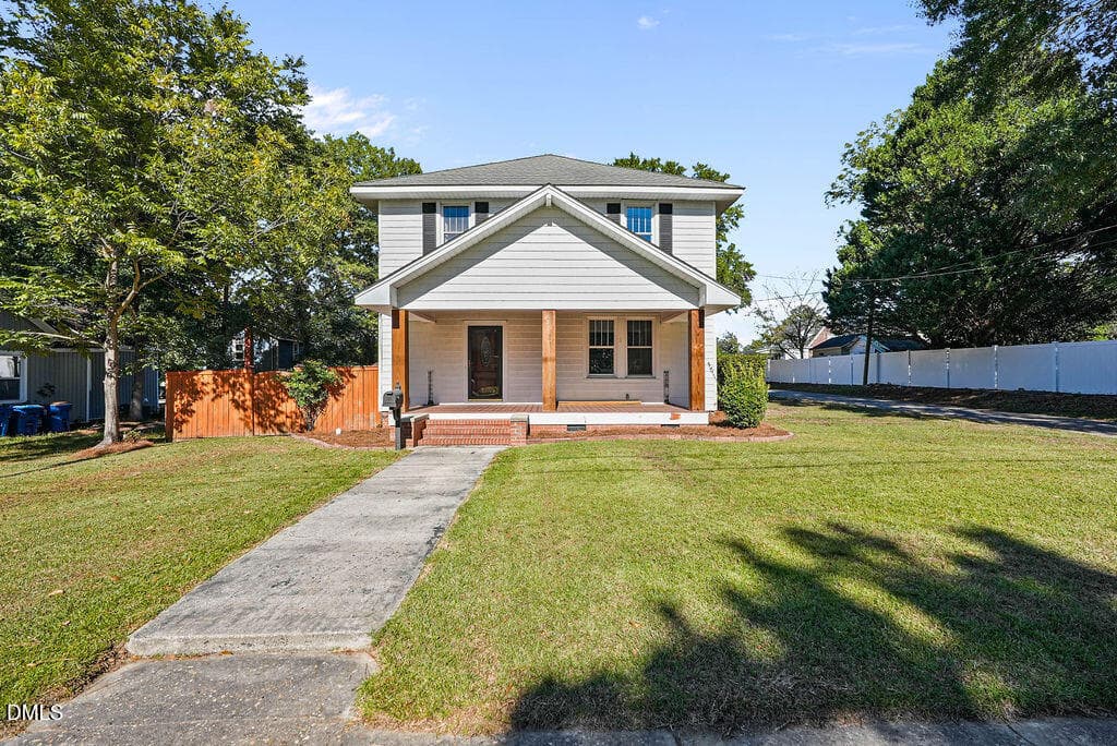 710 W Divine Street, Dunn, NC 28334