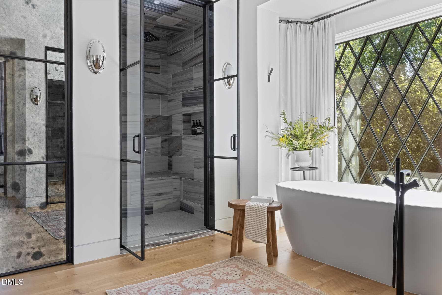 Guest Bathroom - 3717 Williamsborough Court, Raleigh, NC 27609