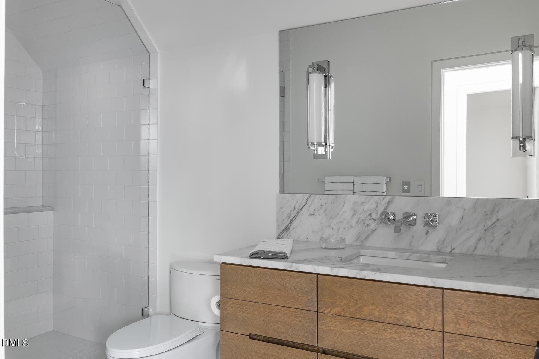 Secondary Bathroom - 3717 Williamsborough Court, Raleigh, NC 27609