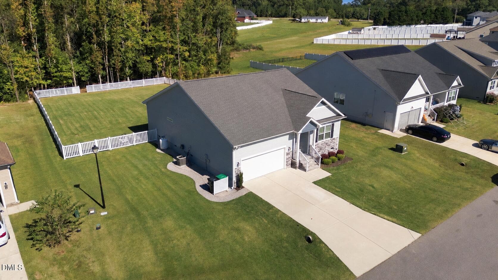 front_drone - 130 Aylebury Ridge, Zebulon, NC 27597