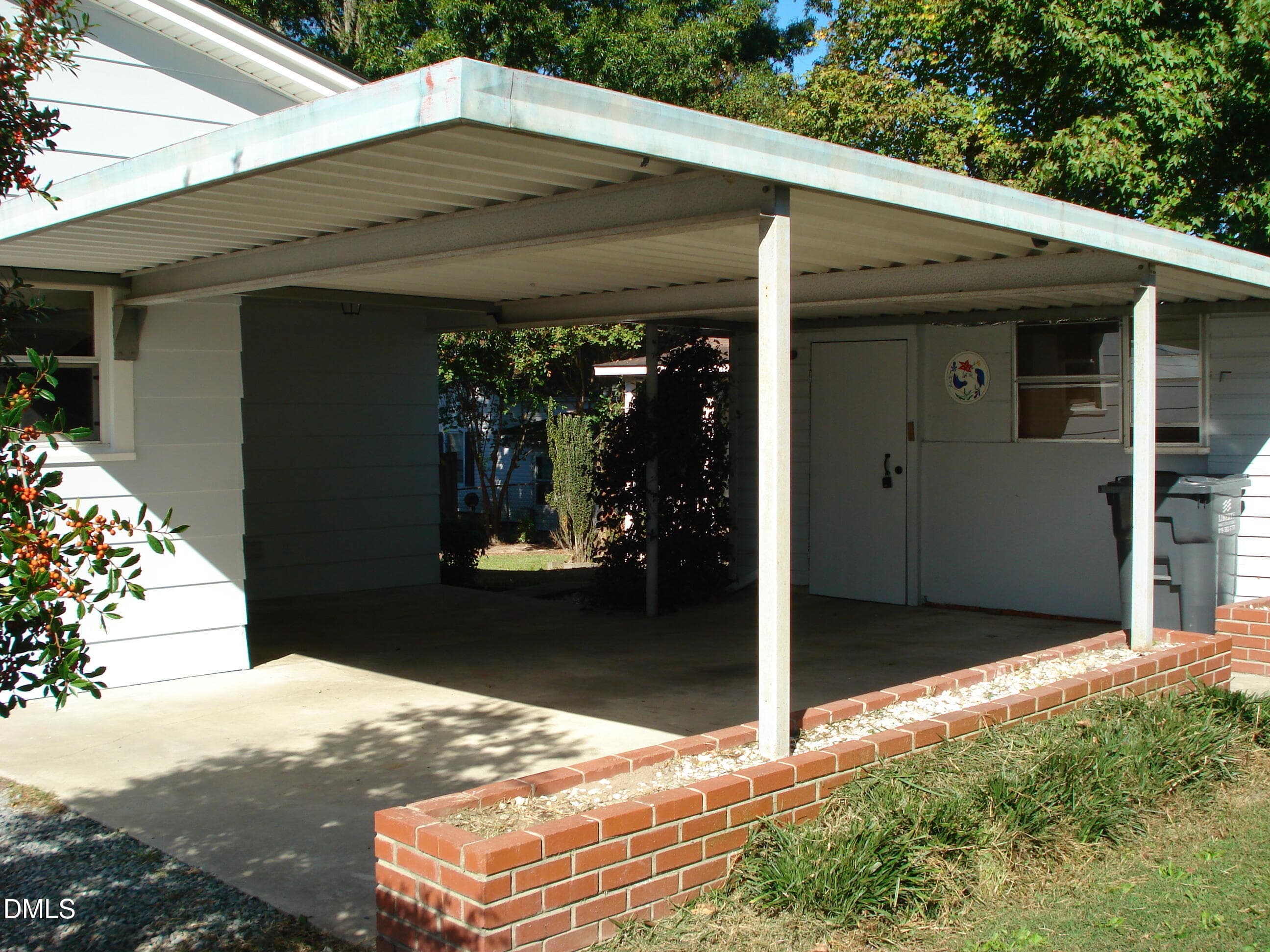 DSC00299 - 408 W H Street, Erwin, NC 28339