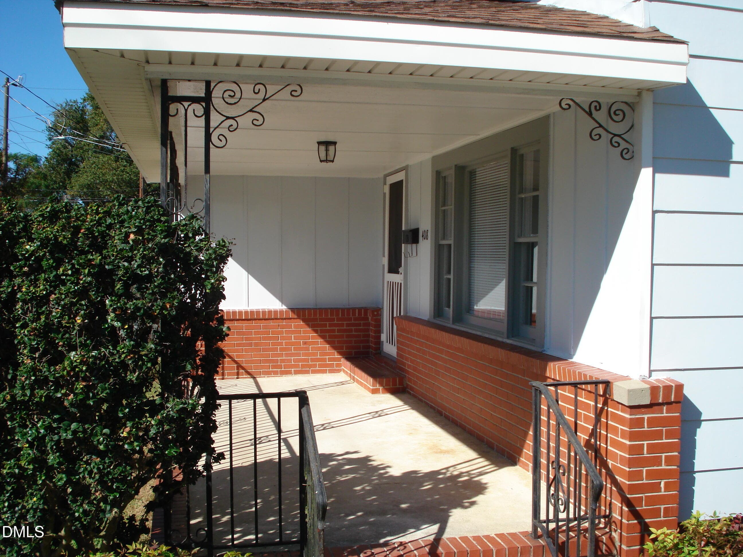 DSC00295 - 408 W H Street, Erwin, NC 28339