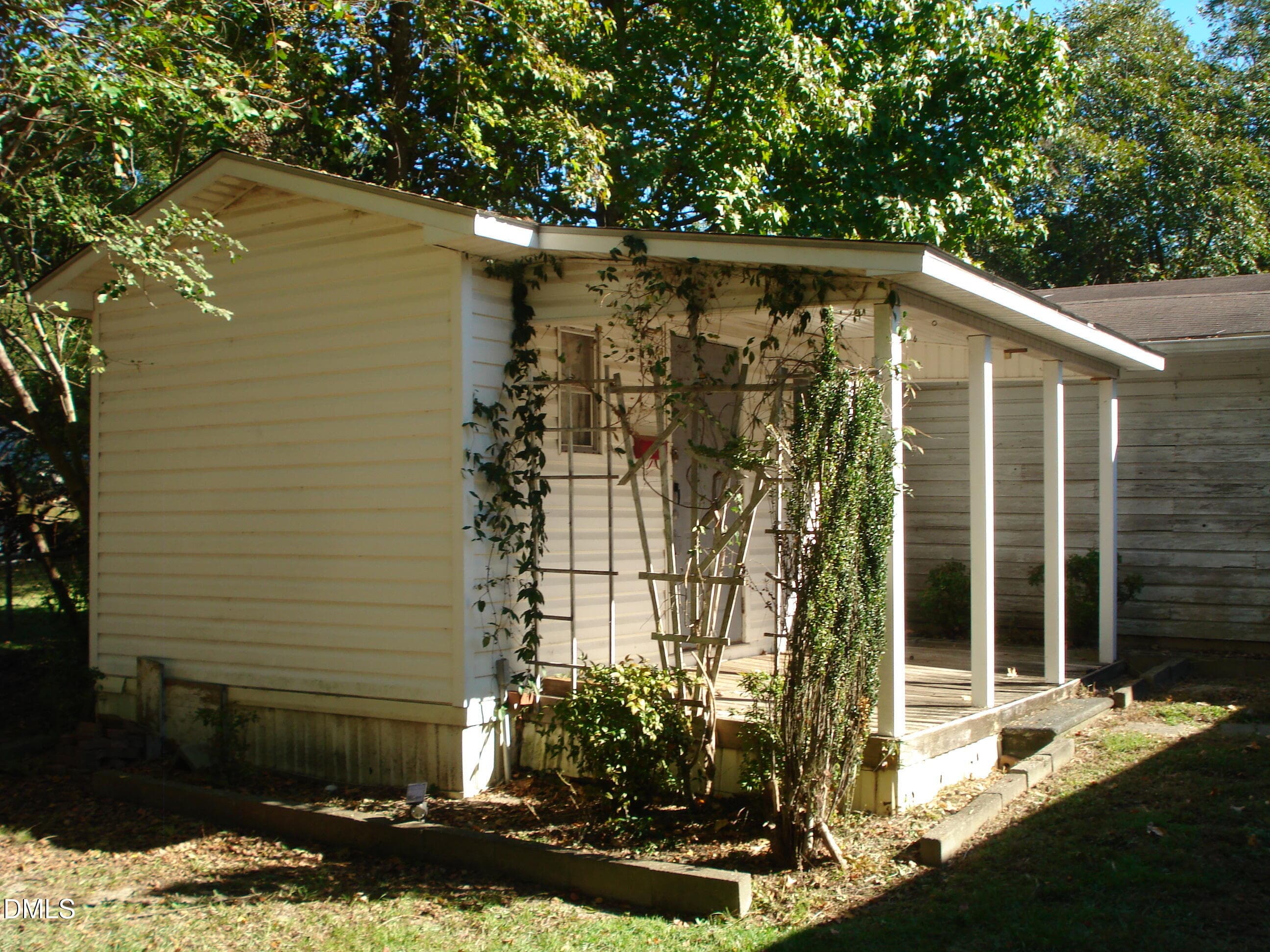 DSC00307 - 408 W H Street, Erwin, NC 28339
