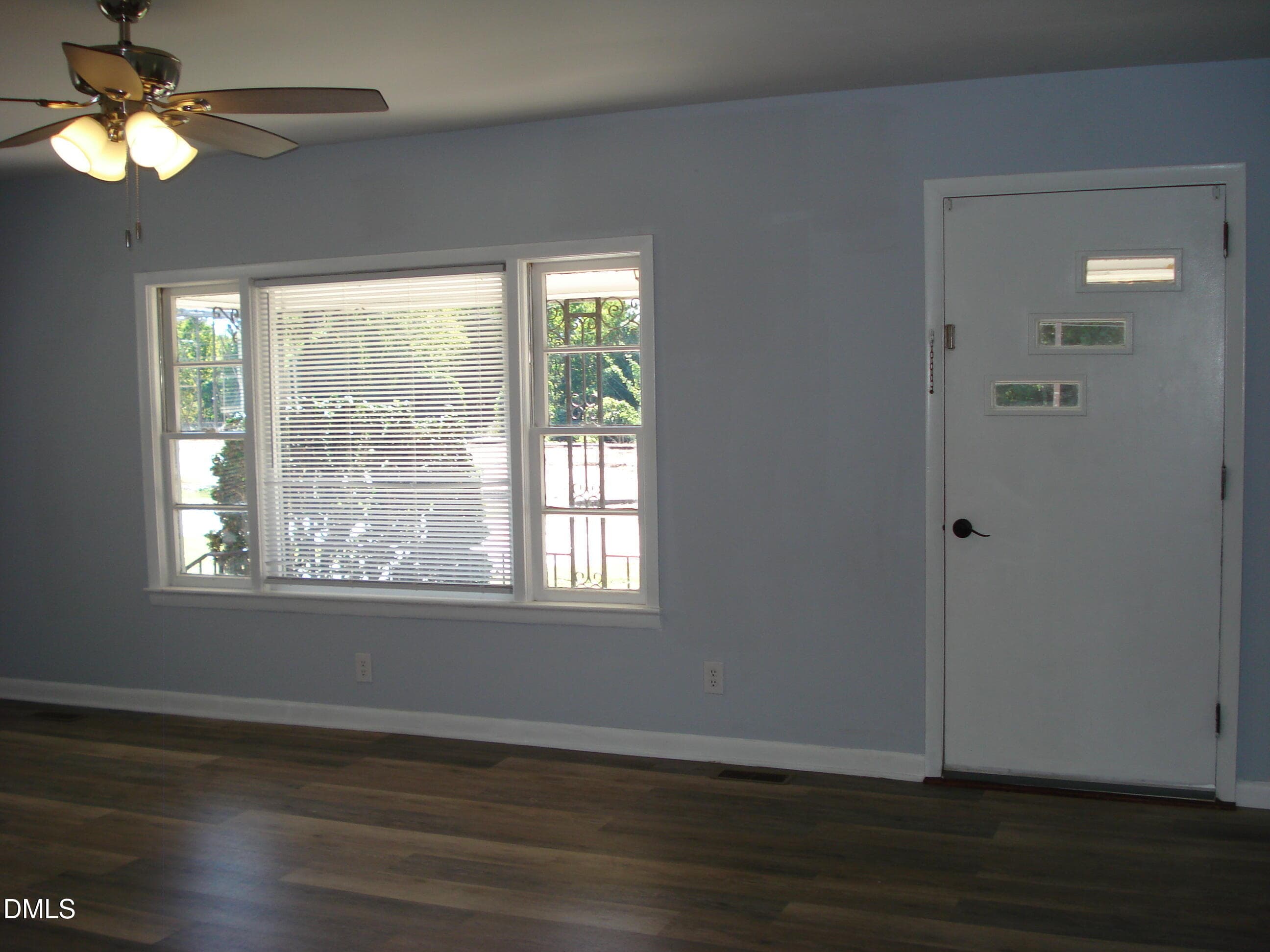DSC00341 - 408 W H Street, Erwin, NC 28339