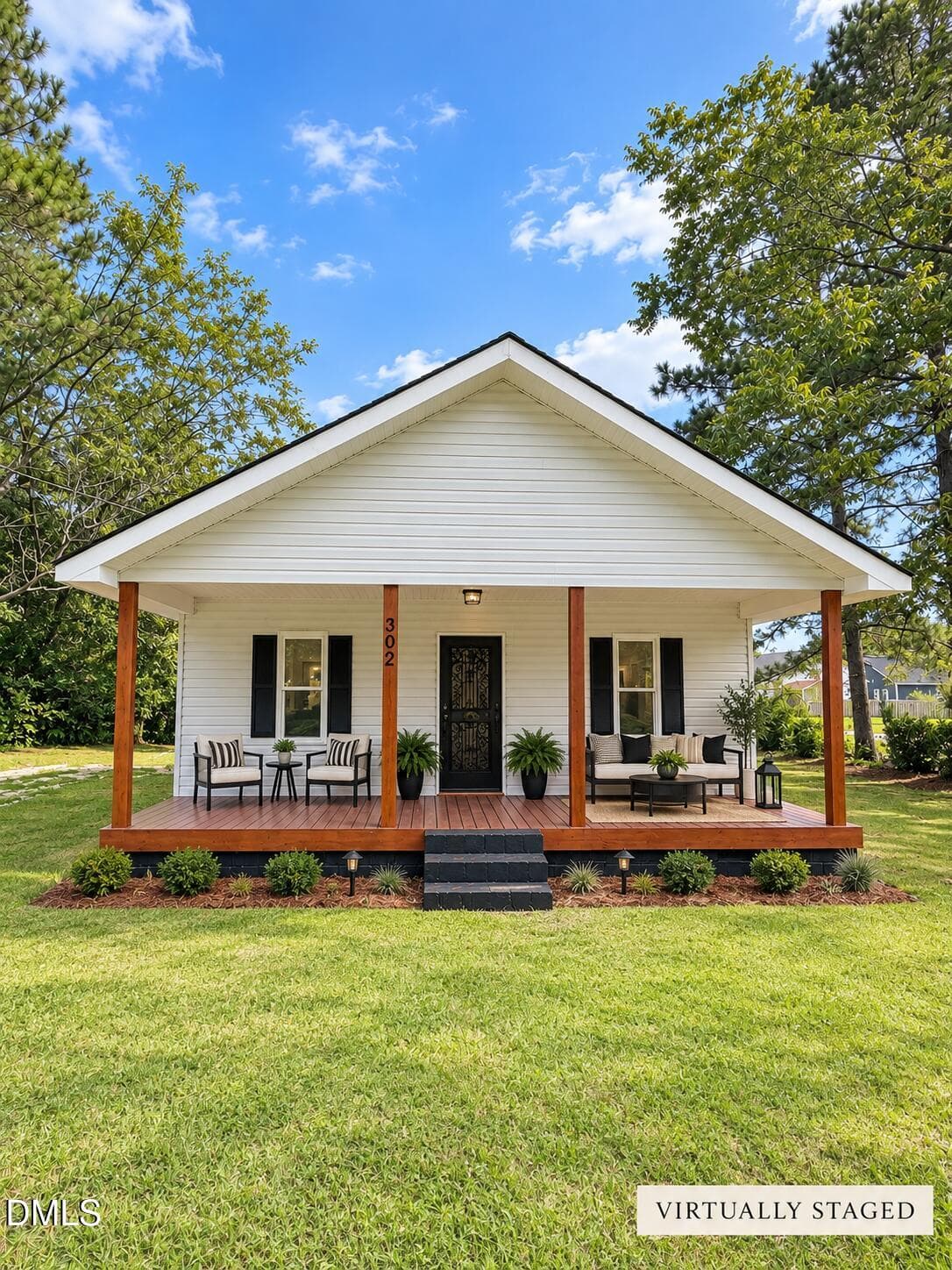 Virtually Staged - 302 W 1st Street, Princeton, NC 27569