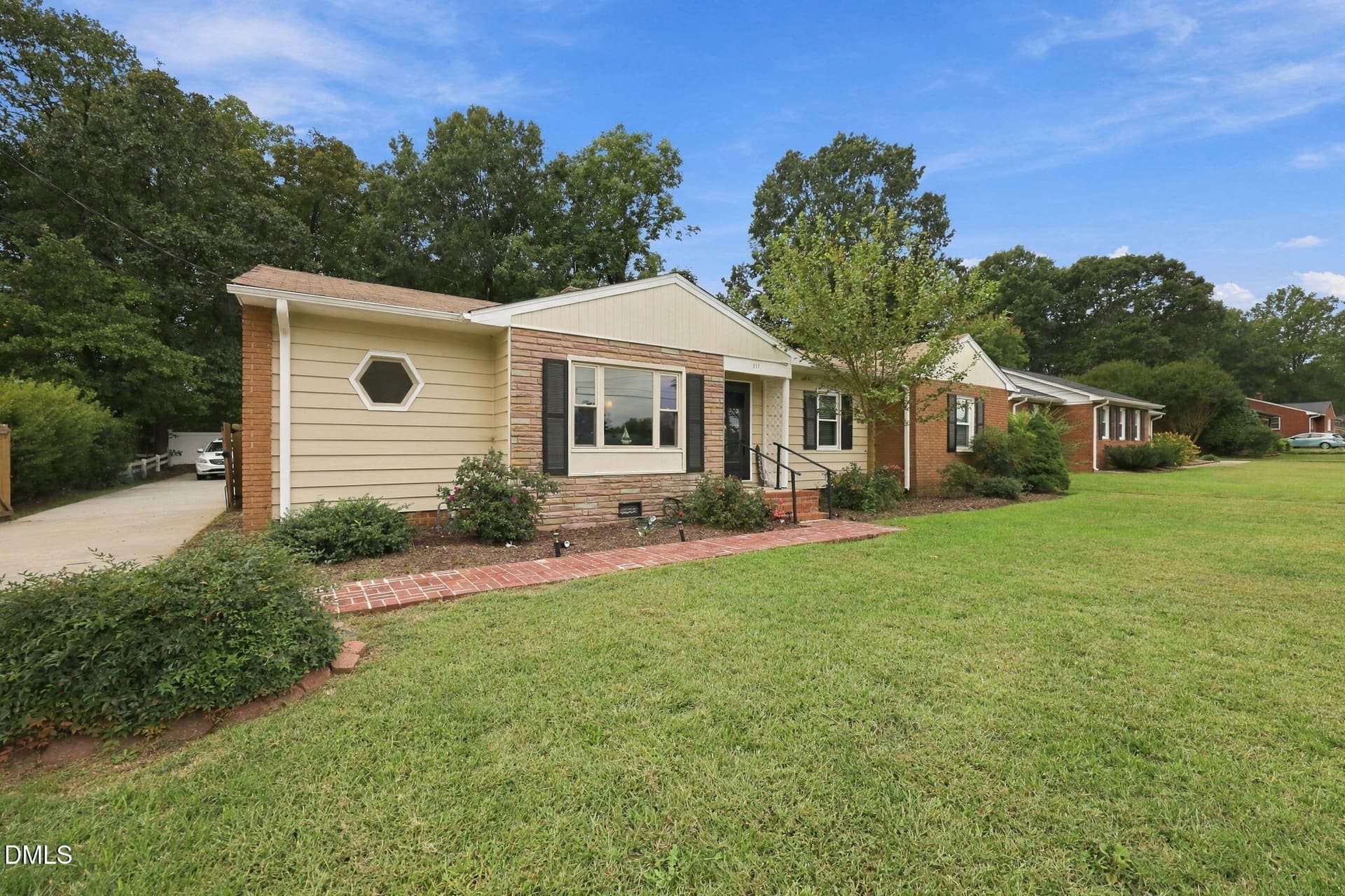 3-web-or-mls-IMG_0695 - 517 E Pine Street, Graham, NC 27253