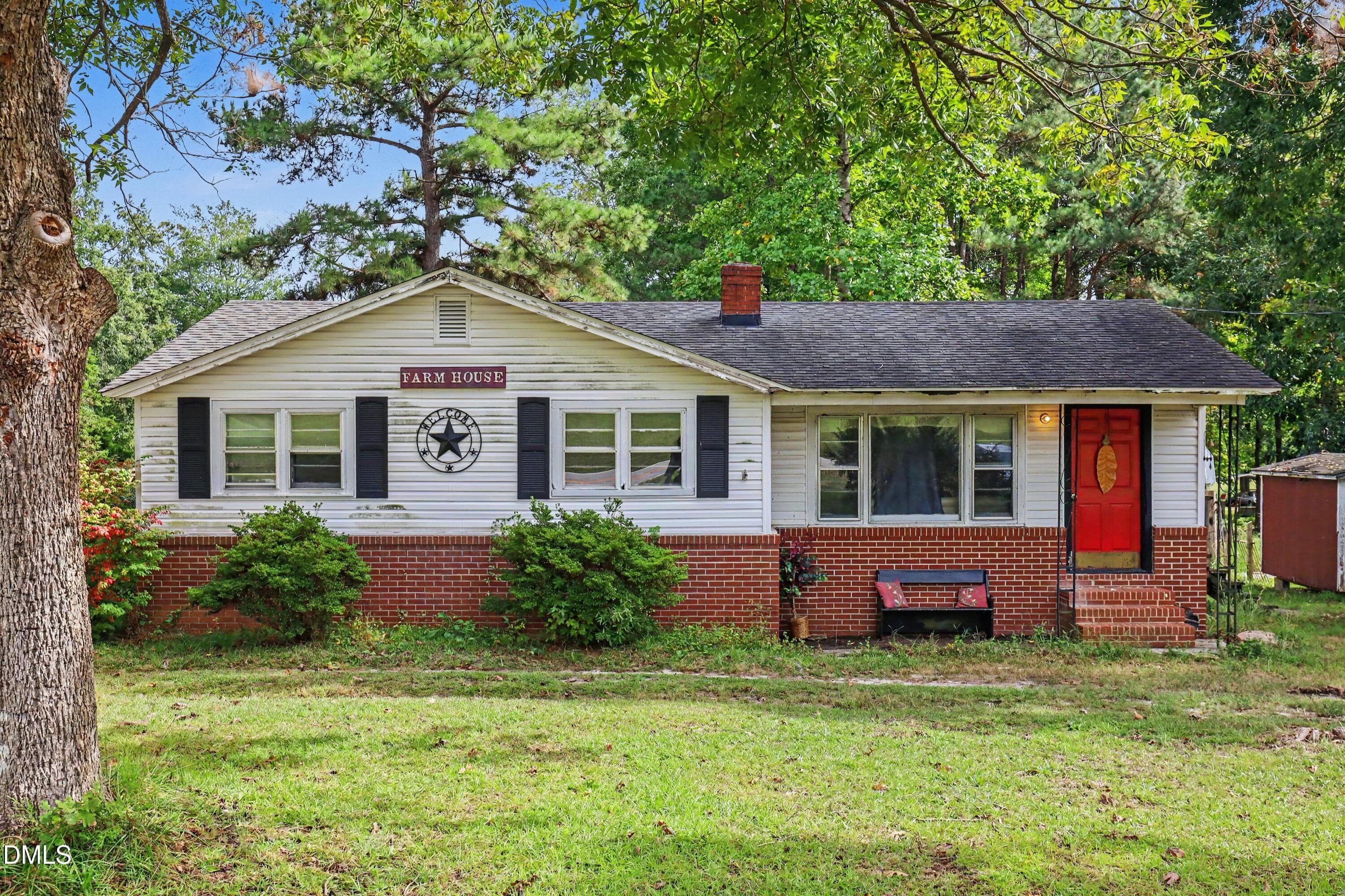 1056 White Level Road, Louisburg, NC 27549