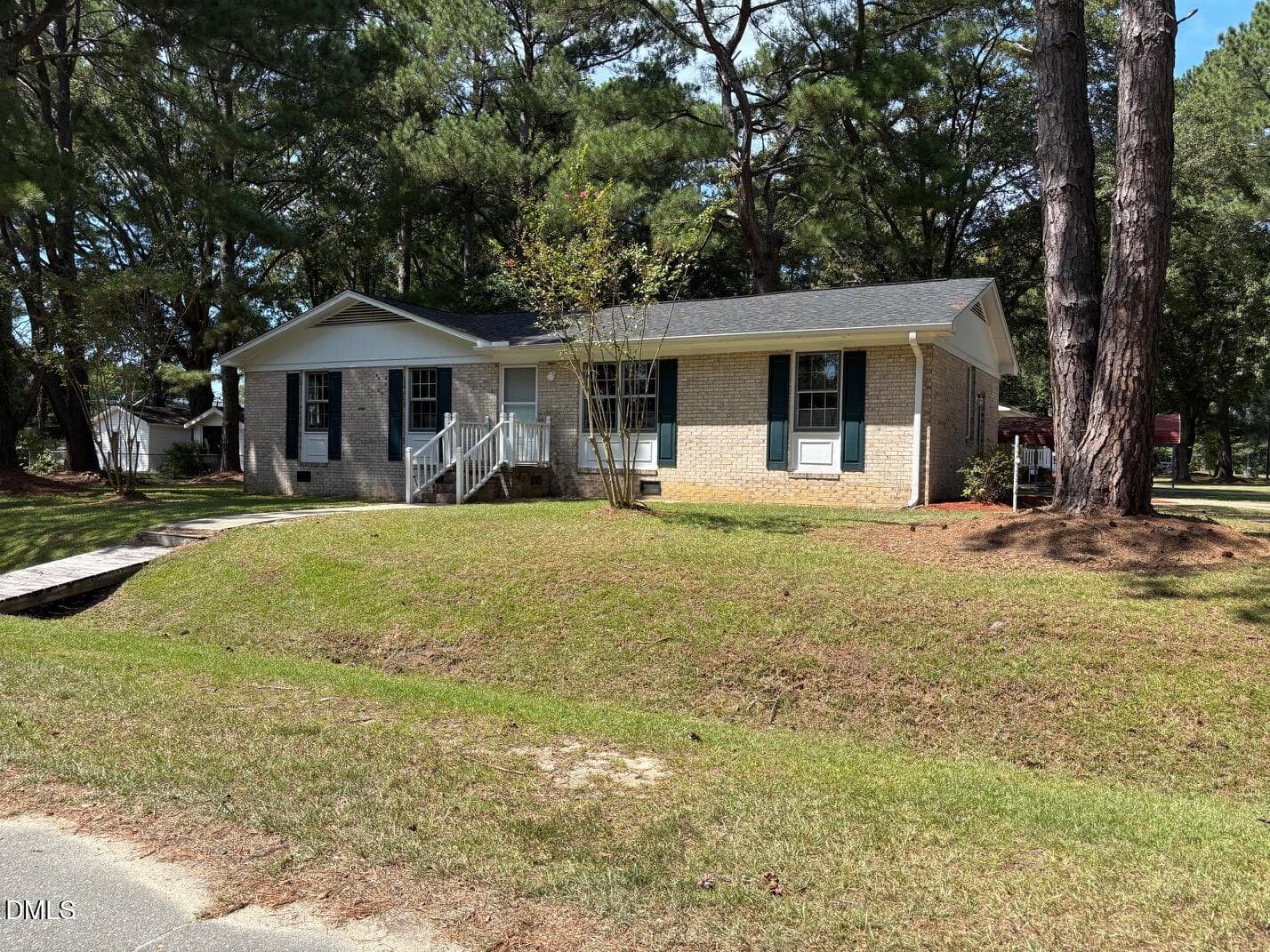 IMG_2672 - 500 Laurel Drive, Smithfield, NC 27577